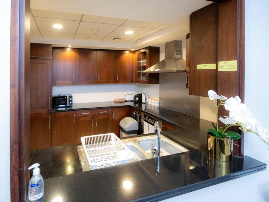 First Class 2Br With Full Burj Khalifa And Fountain View Dubai Buitenkant foto
