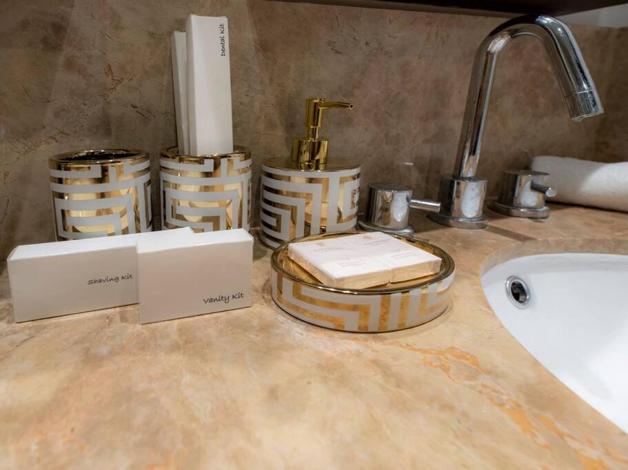 First Class 2Br With Full Burj Khalifa And Fountain View Dubai Buitenkant foto